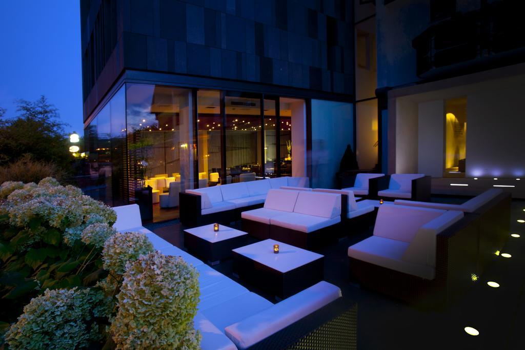 Becker'S Hotel & Restaurant ترير المظهر الخارجي الصورة